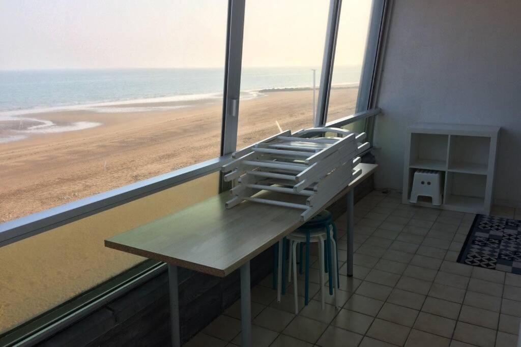 Appartement T2 Avec Vue Sur Mer Directe ! Courseulles-sur-Mer Luaran gambar